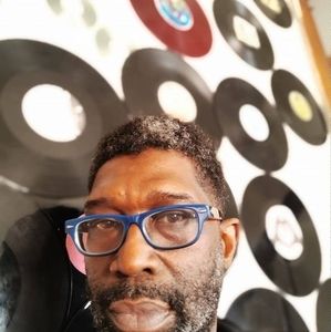 Meet your Posher, Sam